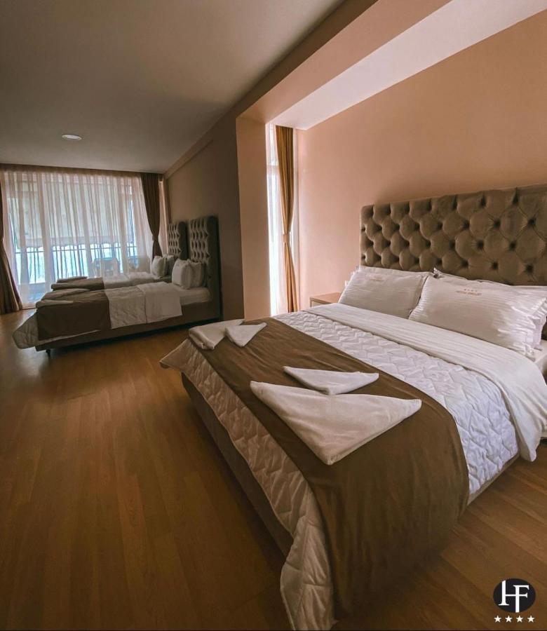 Hotel Frojd - Beach Front Resort Shëngjin Exteriér fotografie